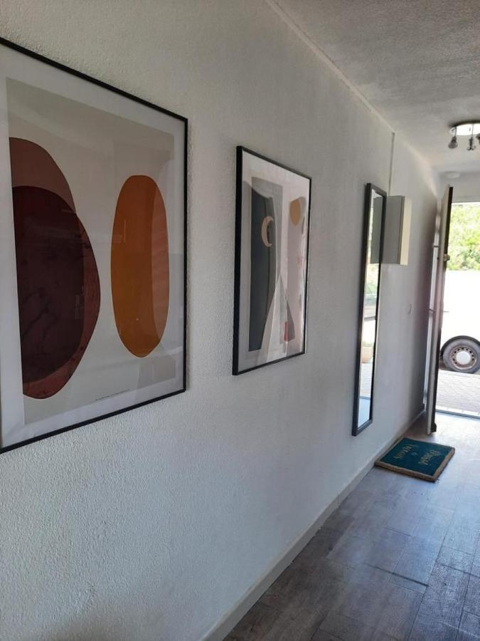 Entre St-Raphael Et St-Tropez. Studio Pieds Dans L'Eau, A Partir De 600 Euros/Semaine. Saint Aygulf Exterior foto